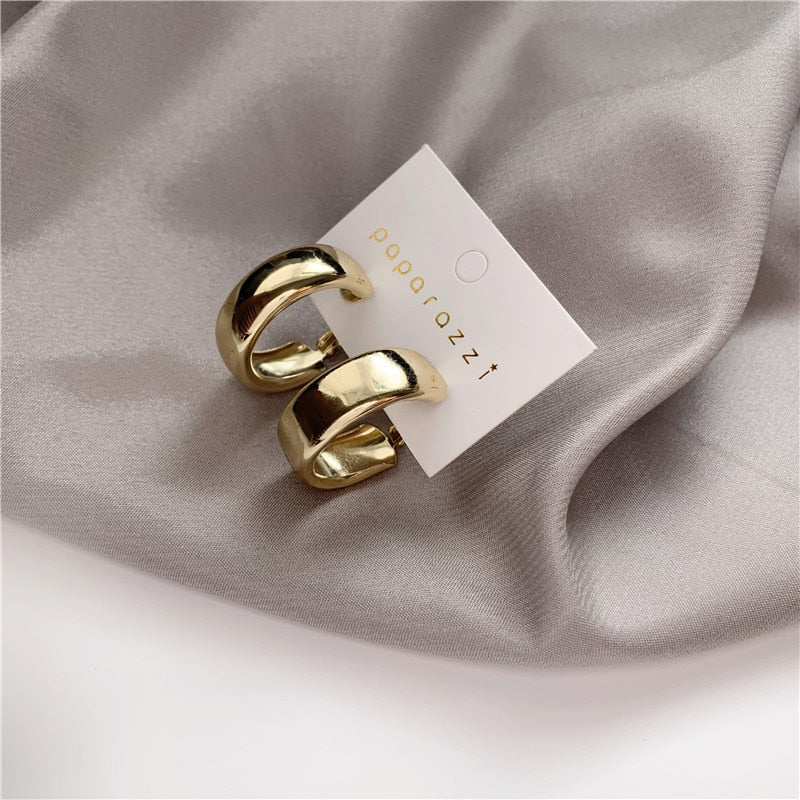 2025 Korean New Simple Temperament Circle Pearl Earrings Fashion Small Versatile Earrings  Jewelry