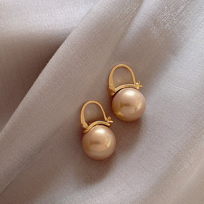 2025 New Cute Pearl Studs Hoop Earrings for Women Gold Color Eardrop Minimalist Tiny Huggies Hoops Wedding Fashion Jewelry